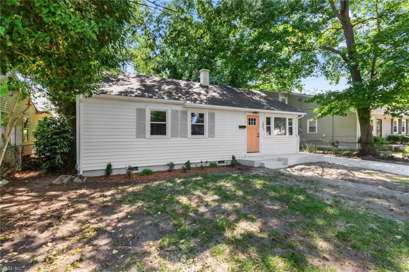 Photo 4 of 37 residential for sale in Norfolk virginia