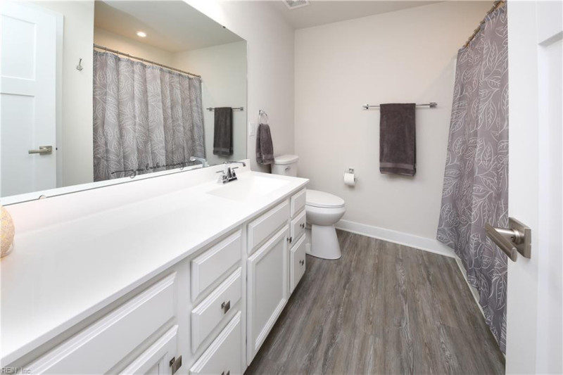 Photo 33 of 47 residential for sale in Moyock virginia