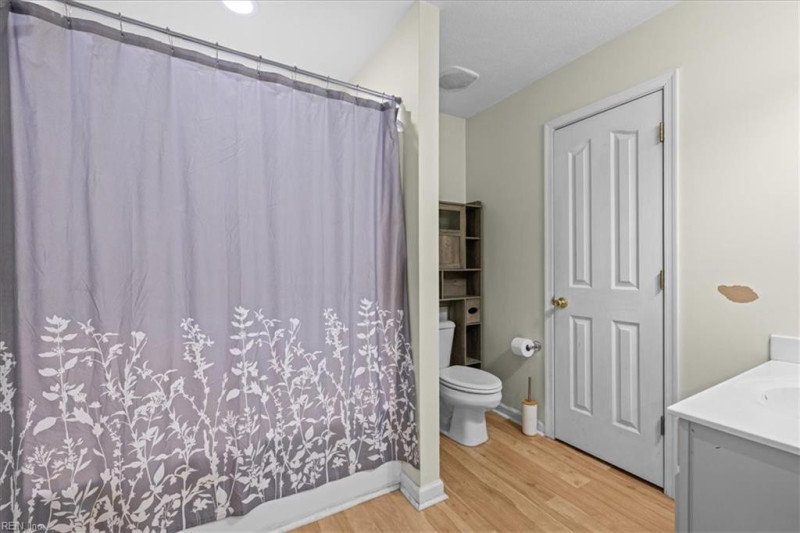 Photo 31 of 48 residential for sale in Hampton virginia