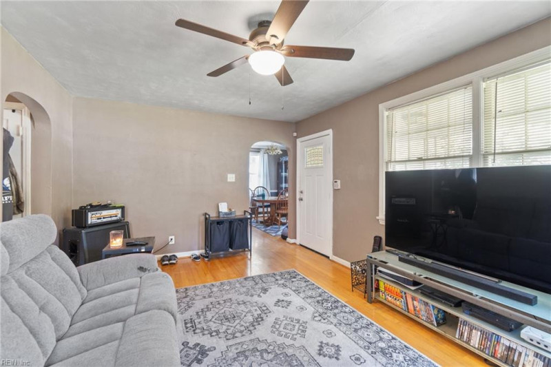 Photo 7 of 40 residential for sale in Portsmouth virginia Photo 7 of 40 residential for sale in Portsmouth virginia