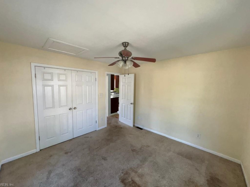 Photo 4 of 14 residential for sale in Chesapeake virginia Photo 4 of 14 residential for sale in Chesapeake virginia