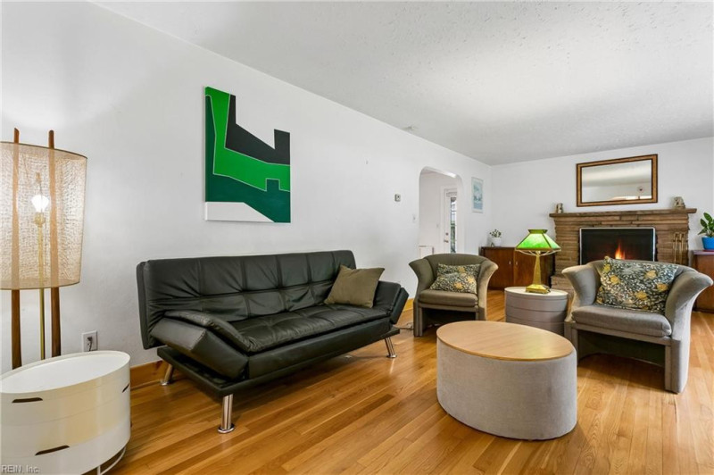 Photo 10 of 50 residential for sale in Newport News virginia