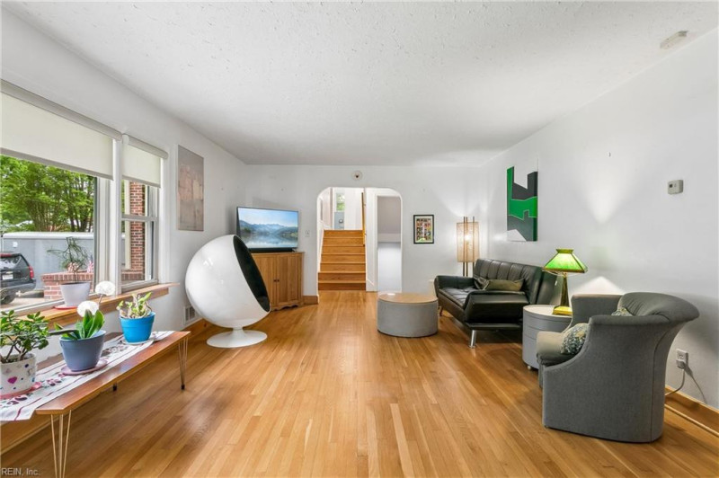 Photo 12 of 50 residential for sale in Newport News virginia