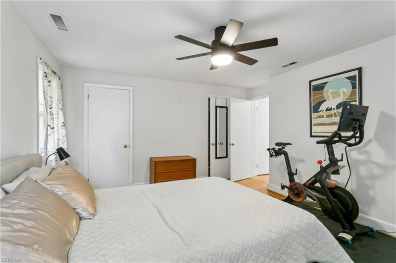 Photo 27 of 50 residential for sale in Newport News virginia