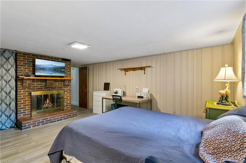 Photo 36 of 50 residential for sale in Newport News virginia