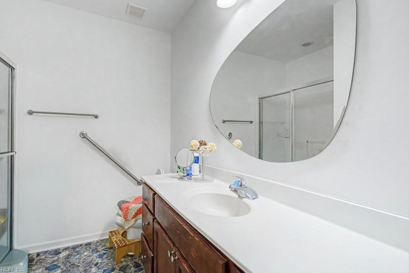 Photo 23 of 31 residential for sale in Virginia Beach virginia