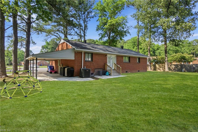 Photo 31 of 41 residential for sale in Chesapeake virginia