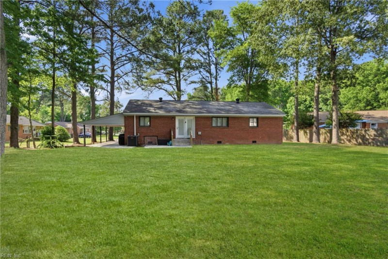 Photo 32 of 41 residential for sale in Chesapeake virginia