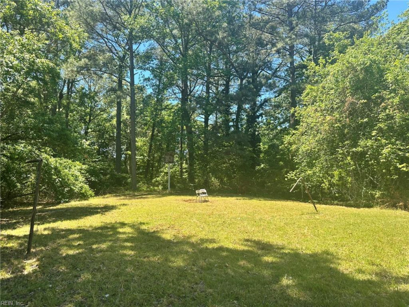 Photo 31 of 36 residential for sale in James City County virginia