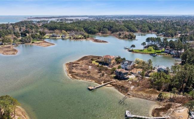 PAR E Barbara Lane, Poquoson, VA 23662 photo 6