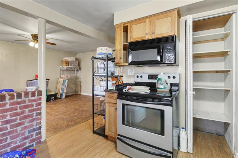Photo 22 of 43 residential for sale in Gloucester County virginia