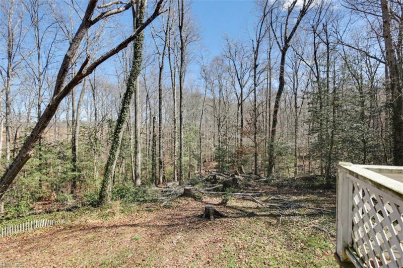 Photo 27 of 43 residential for sale in Gloucester County virginia