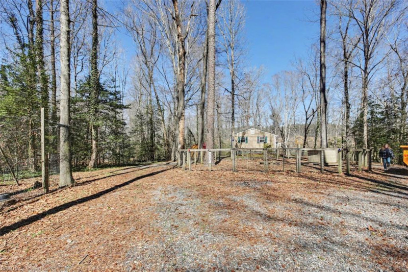 Photo 3 of 43 residential for sale in Gloucester County virginia