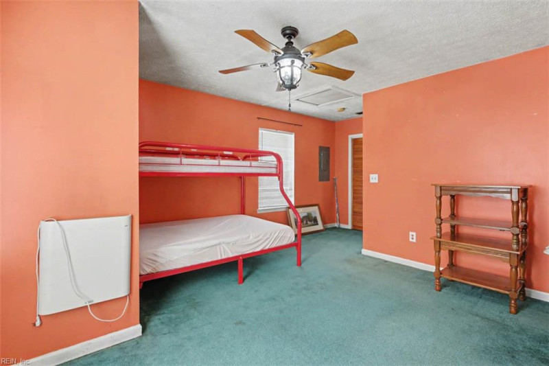 Photo 40 of 43 residential for sale in Gloucester County virginia