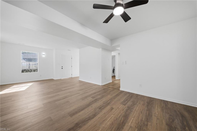 Photo 12 of 46 residential for sale in Suffolk virginia