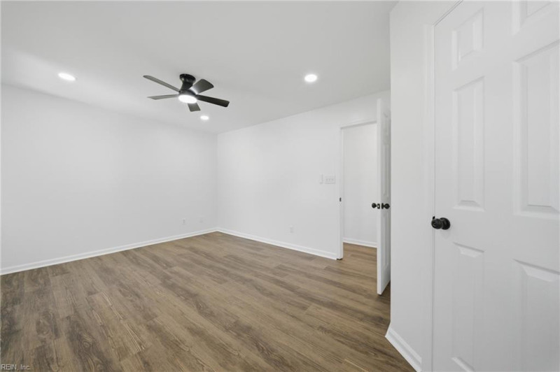 Photo 31 of 46 residential for sale in Suffolk virginia