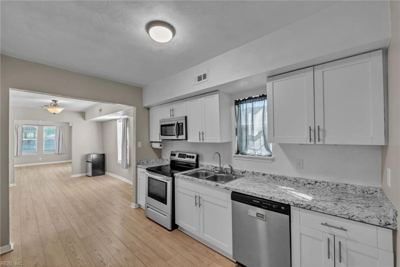 Photo 19 of 34 residential for sale in Norfolk virginia Photo 19 of 34 residential for sale in Norfolk virginia
