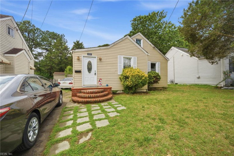 Photo 2 of 28 residential for sale in Norfolk virginia Photo 2 of 28 residential for sale in Norfolk virginia