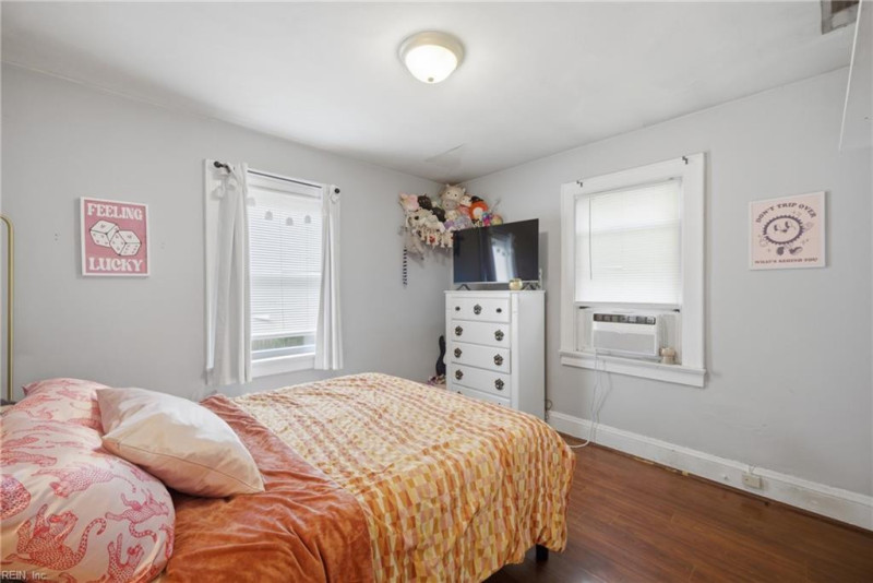 Photo 21 of 28 residential for sale in Norfolk virginia Photo 21 of 28 residential for sale in Norfolk virginia