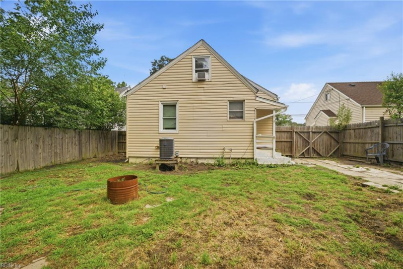 Photo 26 of 28 residential for sale in Norfolk virginia Photo 26 of 28 residential for sale in Norfolk virginia