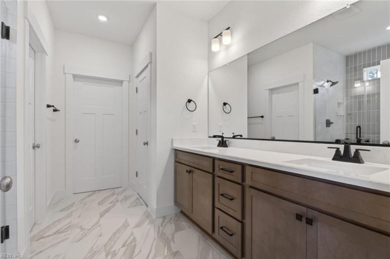 Photo 24 of 44 residential for sale in Virginia Beach virginia