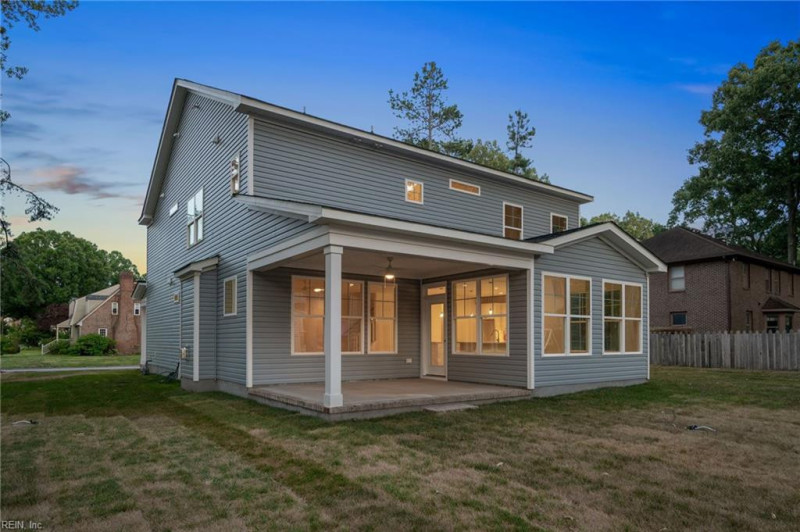 Photo 3 of 44 residential for sale in Virginia Beach virginia