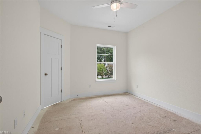 Photo 33 of 44 residential for sale in Virginia Beach virginia