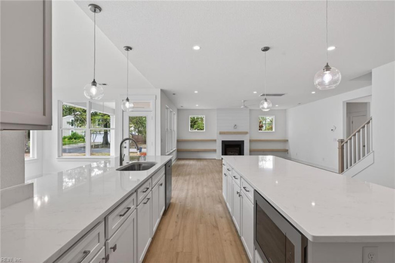 Photo 9 of 44 residential for sale in Virginia Beach virginia