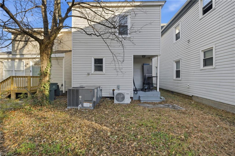 Photo 38 of 41 residential for sale in Norfolk virginia Photo 38 of 41 residential for sale in Norfolk virginia