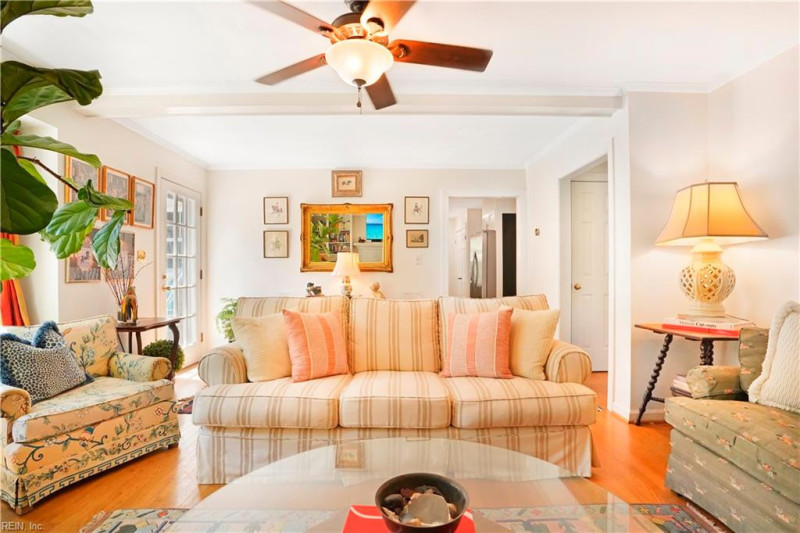Photo 23 of 49 residential for sale in Suffolk virginia