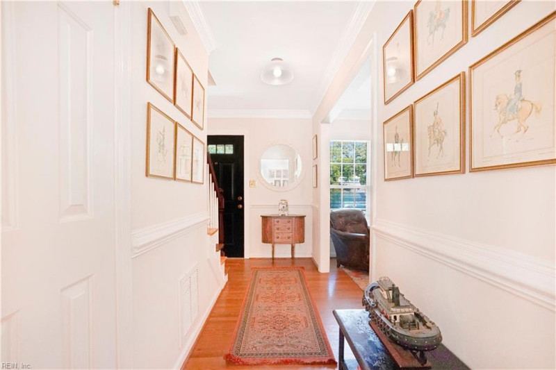 Photo 4 of 49 residential for sale in Suffolk virginia