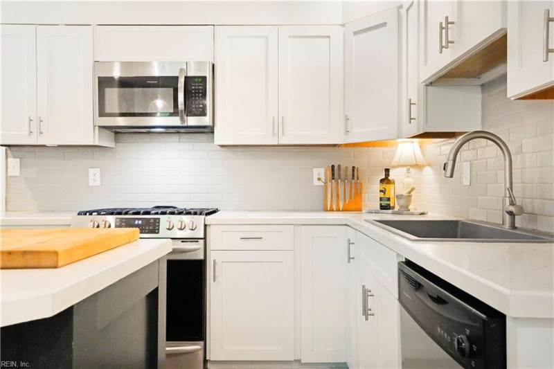 Photo 9 of 49 residential for sale in Suffolk virginia