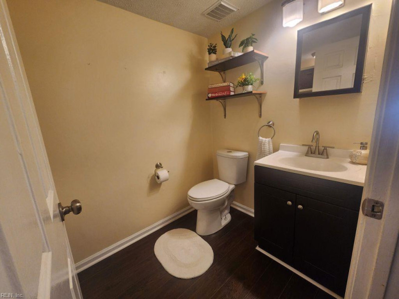 Photo 7 of 14 residential for sale in Newport News virginia Photo 7 of 14 residential for sale in Newport News virginia