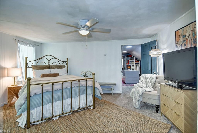 Photo 28 of 44 residential for sale in Virginia Beach virginia