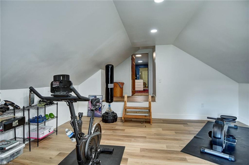 Photo 32 of 44 residential for sale in Virginia Beach virginia
