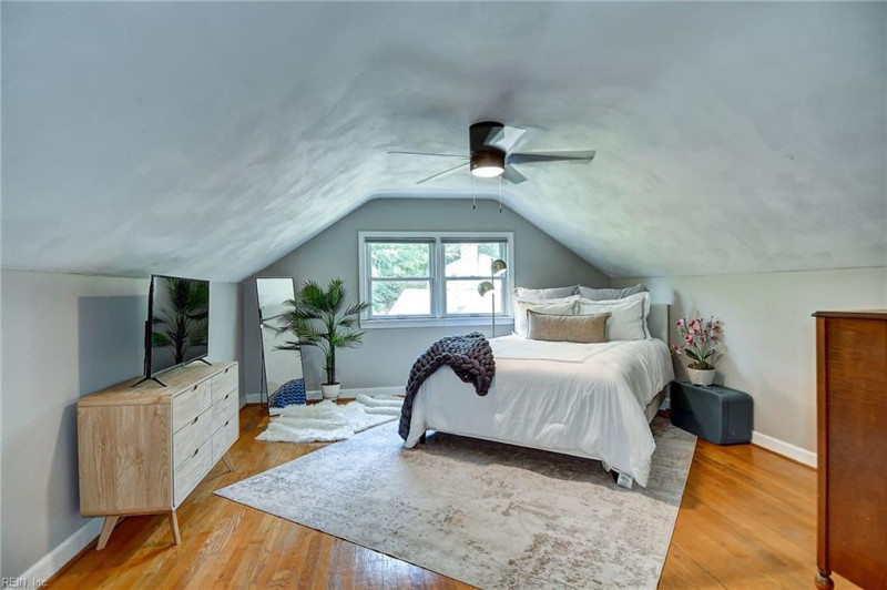 Photo 33 of 44 residential for sale in Virginia Beach virginia