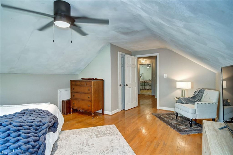 Photo 34 of 44 residential for sale in Virginia Beach virginia