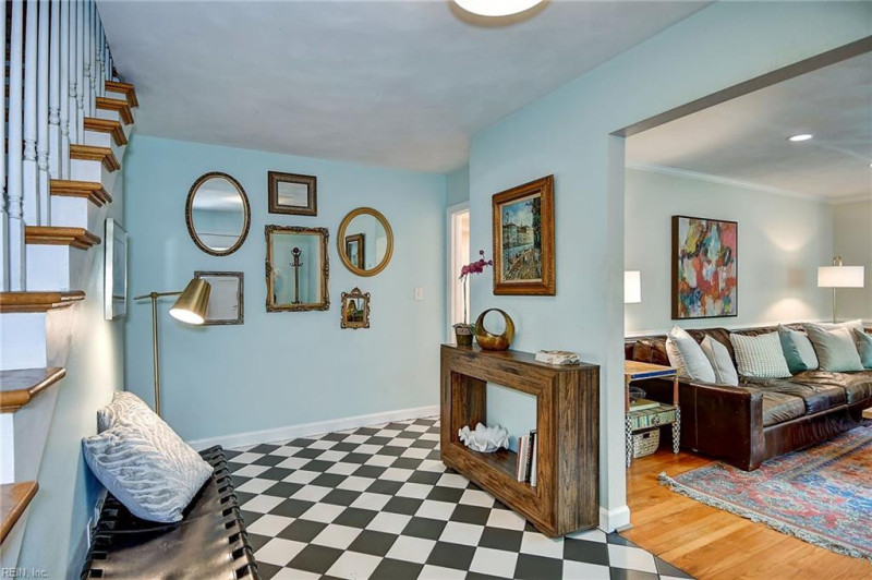 Photo 4 of 44 residential for sale in Virginia Beach virginia