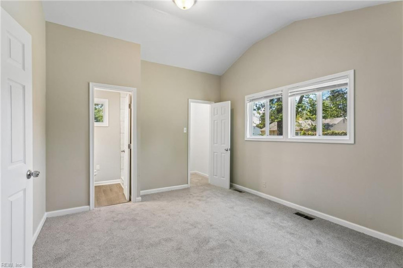 Photo 14 of 36 residential for sale in Newport News virginia