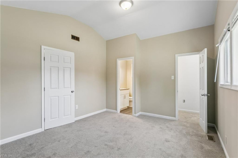 Photo 15 of 36 residential for sale in Newport News virginia