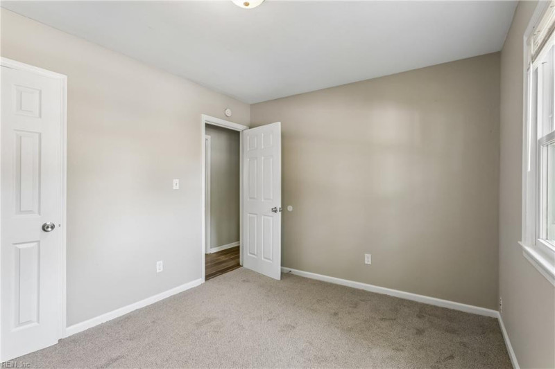 Photo 23 of 36 residential for sale in Newport News virginia