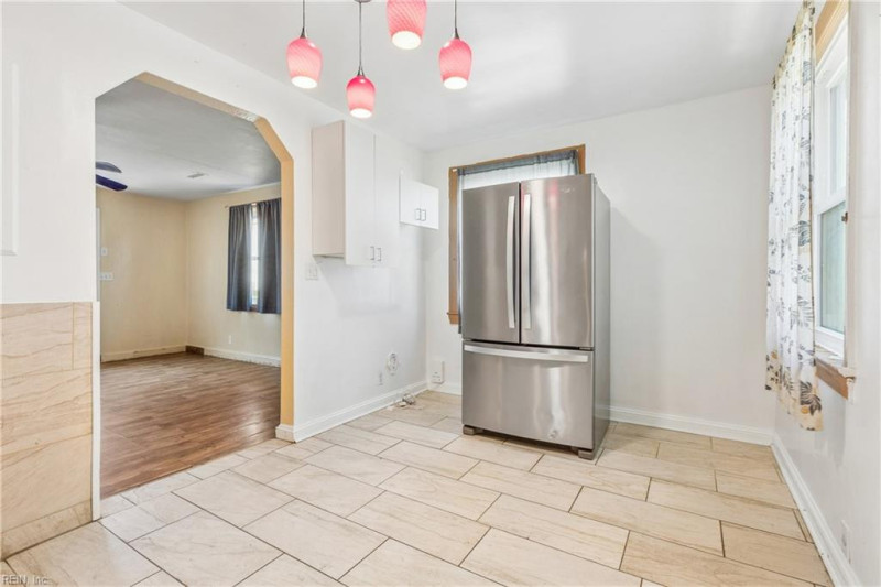 Photo 7 of 25 residential for sale in Norfolk virginia
