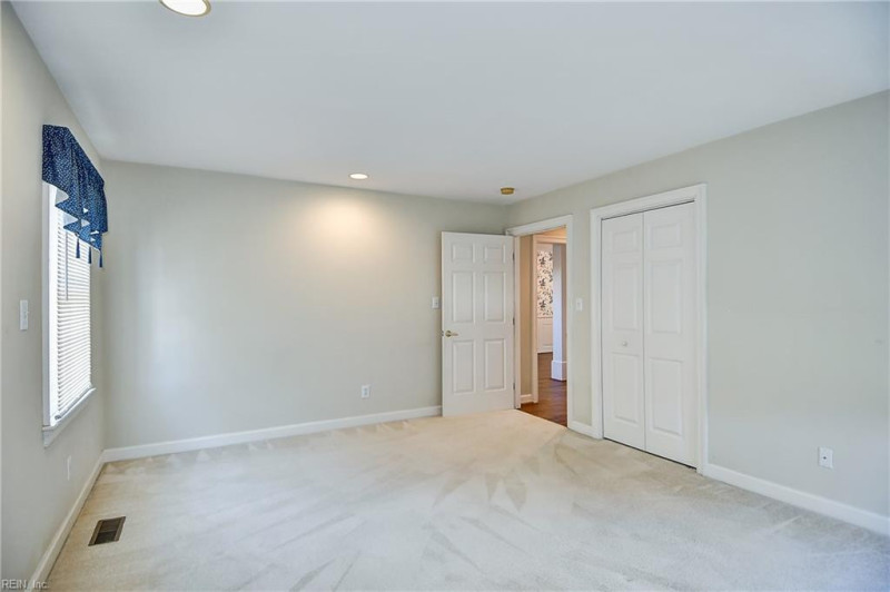 Photo 12 of 38 residential for sale in Chesapeake virginia Photo 12 of 38 residential for sale in Chesapeake virginia