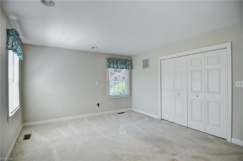 Photo 17 of 38 residential for sale in Chesapeake virginia Photo 17 of 38 residential for sale in Chesapeake virginia