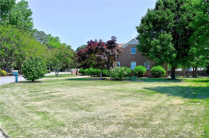 Photo 22 of 38 residential for sale in Chesapeake virginia Photo 22 of 38 residential for sale in Chesapeake virginia