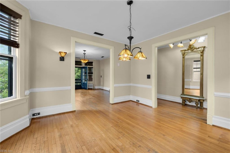 Photo 16 of 42 residential for sale in Norfolk virginia