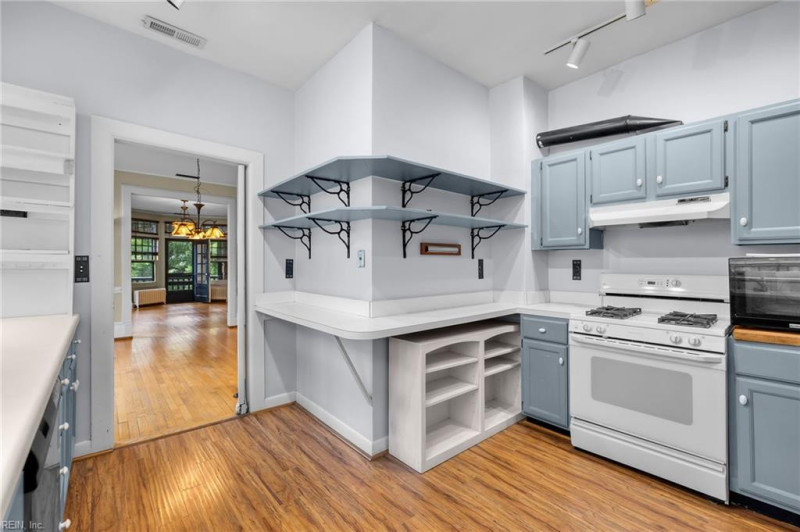 Photo 19 of 42 residential for sale in Norfolk virginia