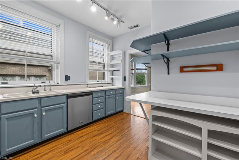 Photo 20 of 42 residential for sale in Norfolk virginia