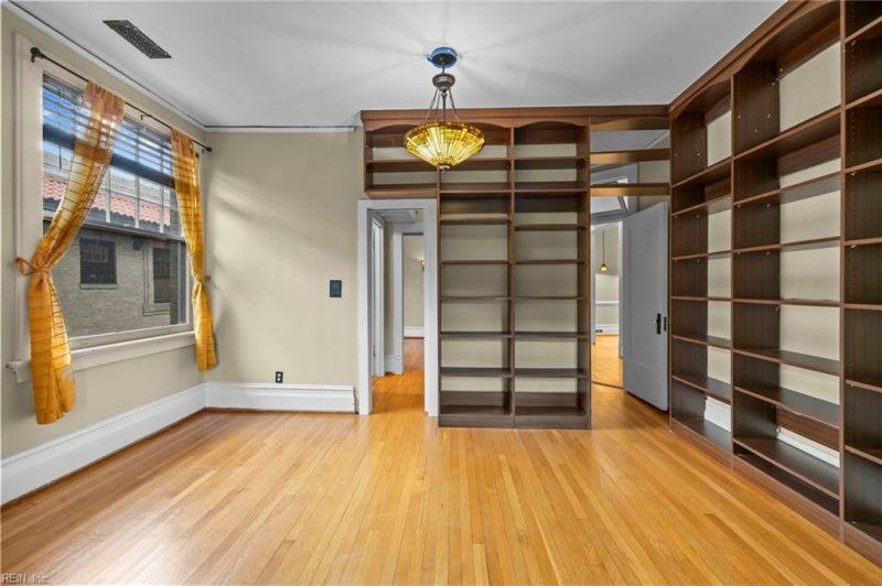 Photo 25 of 42 residential for sale in Norfolk virginia