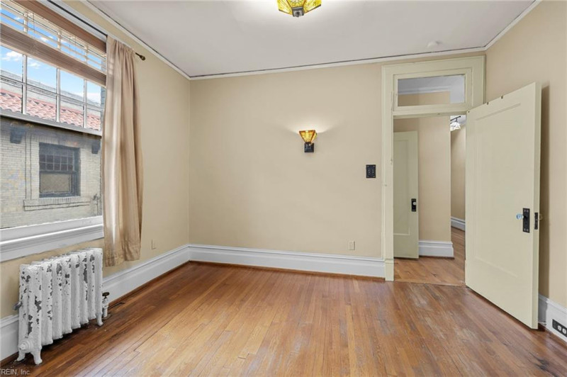 Photo 32 of 42 residential for sale in Norfolk virginia